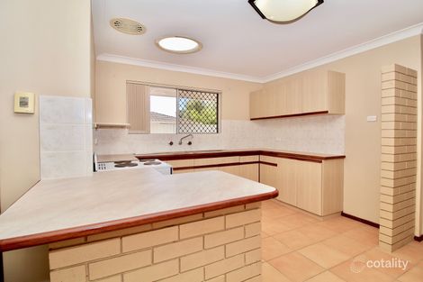 Property photo of 19 Kerswell Way Warnbro WA 6169