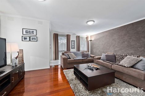 Property photo of 24 Boyle Crescent Mill Park VIC 3082