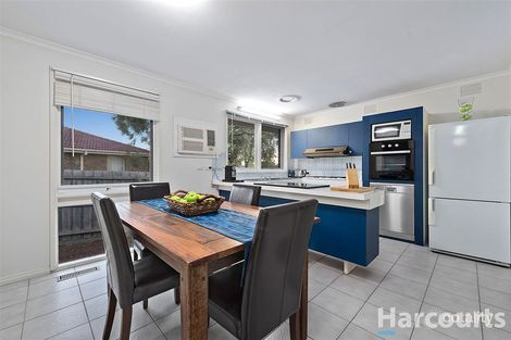 Property photo of 24 Boyle Crescent Mill Park VIC 3082