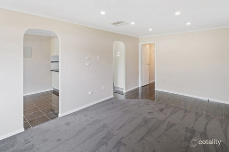 Property photo of 8 Naretha Street Glenfield Park NSW 2650