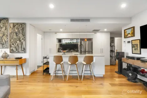 Property photo of 103/110-112 Frank Street Labrador QLD 4215