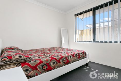 Property photo of 1/12 Peppermint Gardens Aubin Grove WA 6164