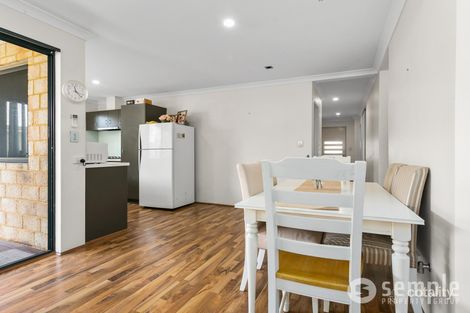 Property photo of 1/12 Peppermint Gardens Aubin Grove WA 6164