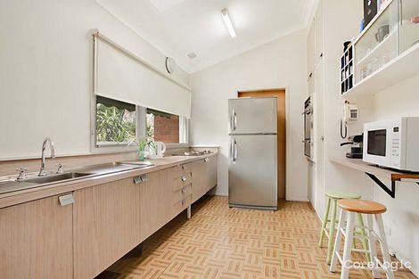 Property photo of 1 Fern Avenue Bradbury NSW 2560