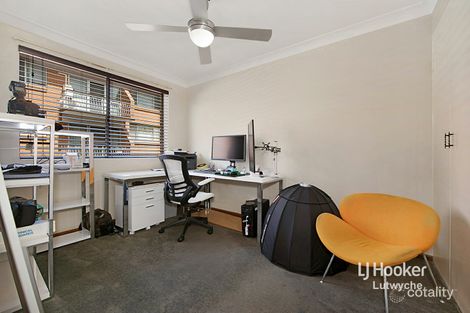 Property photo of 2/37 Victoria Terrace Gordon Park QLD 4031