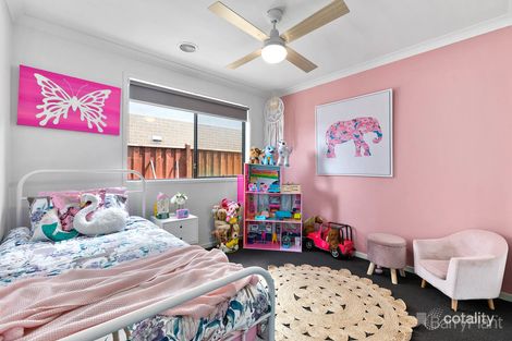 Property photo of 39 Belmont Crescent Pakenham VIC 3810
