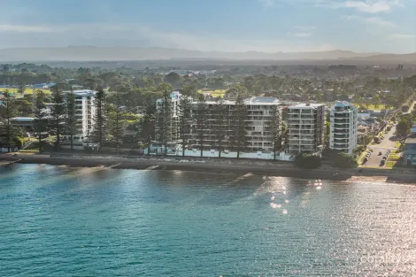 38/24 Prince Edward Pde, Redcliffe, QLD 4020