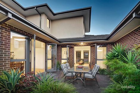 Property photo of 2/14 Van Ness Avenue Glen Iris VIC 3146