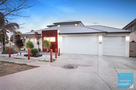 Property photo of 1 Clementson Drive Caroline Springs VIC 3023