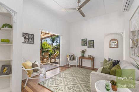 Property photo of 32 Estate Street West End QLD 4810