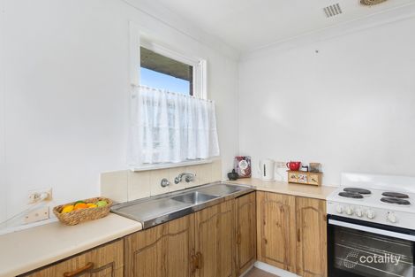 Property photo of 49 Bambil Crescent Dapto NSW 2530