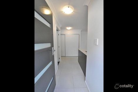 2/31 Balstrup Rd, Kallangur, QLD 4503