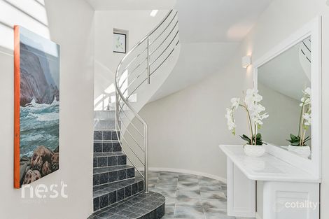 Property photo of 35 Suncoast Drive Blackmans Bay TAS 7052