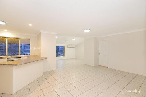 Property photo of 91 Willowtree Drive Flinders View QLD 4305