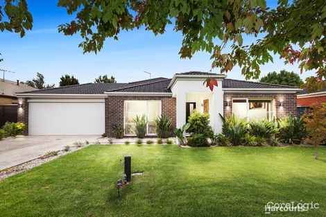 Property photo of 19 Reidel Avenue Pakenham VIC 3810