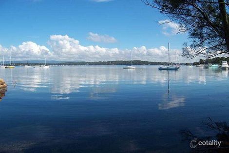 12 Boat Harbour Cl, Summerland Point, NSW 2259