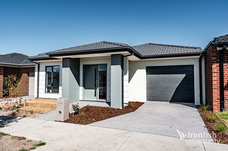 14 Handley Cres, Officer, VIC 3809