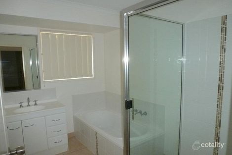 Property photo of 4 Jamie Crescent Gracemere QLD 4702