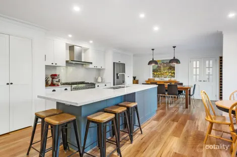 Property photo of 70 Waterfalls Road Mount Macedon VIC 3441