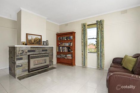 Property photo of 26 Dorrington Avenue Reservoir VIC 3073