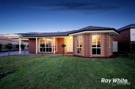 Property photo of 15 Middleham Close Cranbourne West VIC 3977