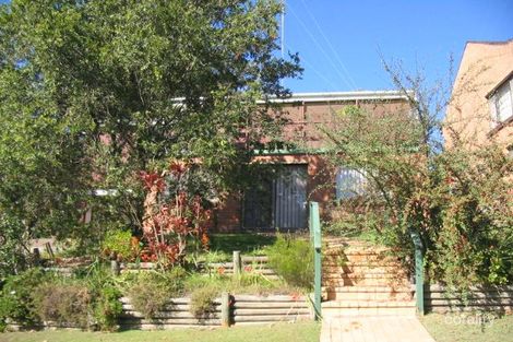 17 Kuranda Cres, Kotara, NSW 2289