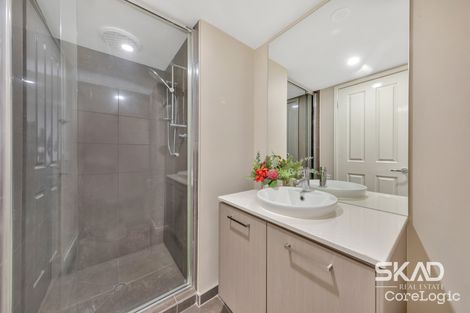Property photo of 12 Watersedge Way Roxburgh Park VIC 3064