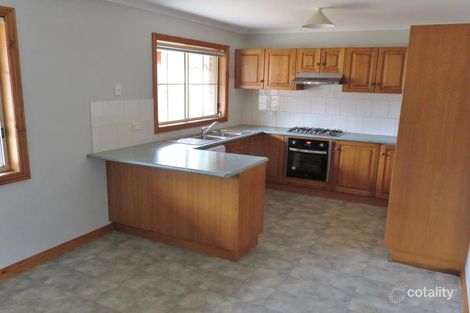 Property photo of 2/24 Norelle Crescent Golden Square VIC 3555