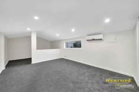 Property photo of 19 Chedgey Drive St Albans VIC 3021