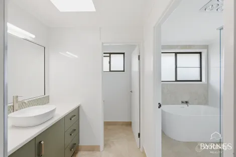 Property photo of 8 McIver Road Clinton QLD 4680