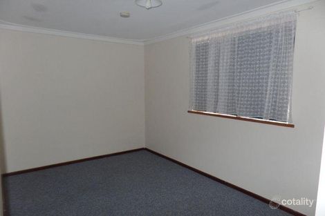 Property photo of 30 Dawson Way Parmelia WA 6167