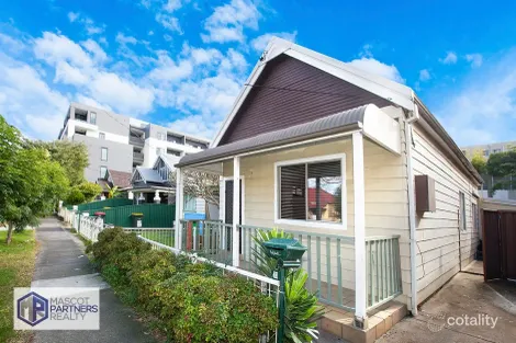 Property photo of 11 Robey Street Mascot NSW 2020