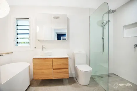 Property photo of 19 Gerald Avenue Clontarf QLD 4019