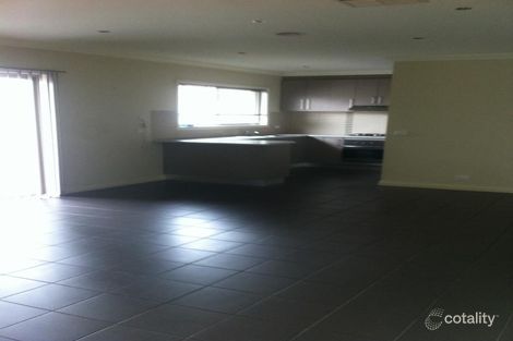 Property photo of 2 Kinkora Crescent South Morang VIC 3752