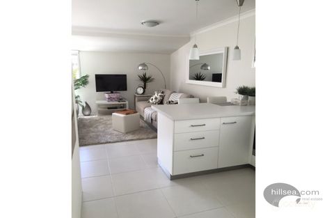 Property photo of 4/312 Marine Parade Labrador QLD 4215