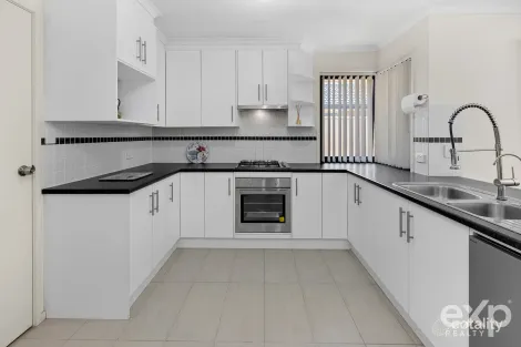 Property photo of 14 Admiralty Circuit Smithfield SA 5114