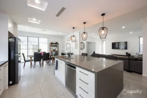 Property photo of 94 Caspian Parade Warner QLD 4500