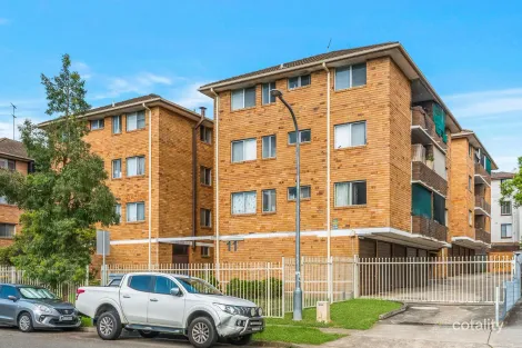 23/11 Forbes St, Warwick Farm, NSW 2170
