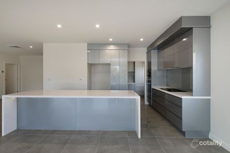 Property photo of 19/27 York Street Indooroopilly QLD 4068