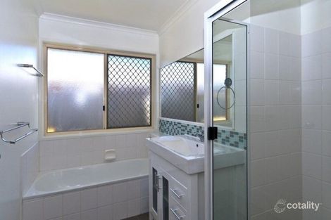Property photo of 6 Dandelion Drive Middle Ridge QLD 4350