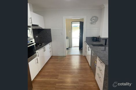 Property photo of 13 Kurrajong Way Camillo WA 6111