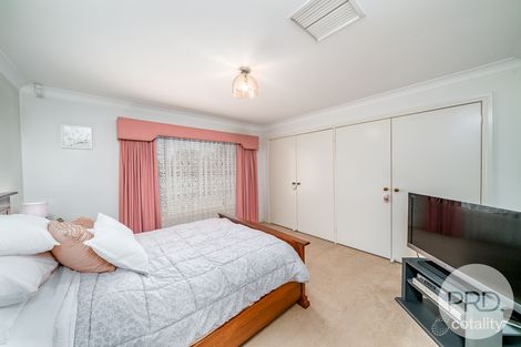 Property photo of 4 Kobi Place Glenfield Park NSW 2650