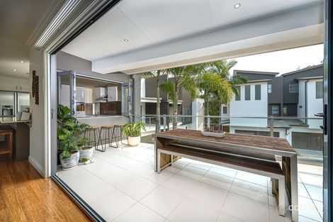 Property photo of 4/17 Great Southern Drive Robina QLD 4226