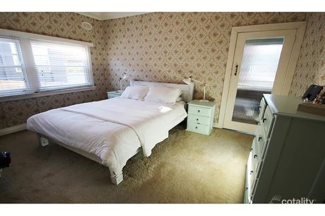 Property photo of 206 Brooks Street Bar Beach NSW 2300
