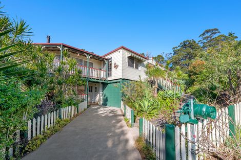 Property photo of 38 Hellfire Pass Lower Beechmont QLD 4211