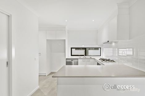 Property photo of 214 Henry Road Pakenham VIC 3810