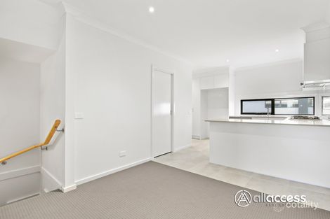 Property photo of 214 Henry Road Pakenham VIC 3810