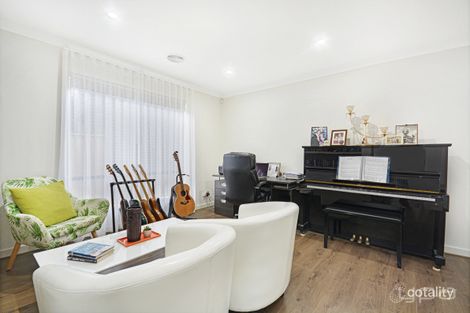Property photo of 20 Sugarlea Street Manor Lakes VIC 3024