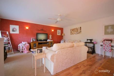 18 Woodview Ave, Lisarow, NSW 2250