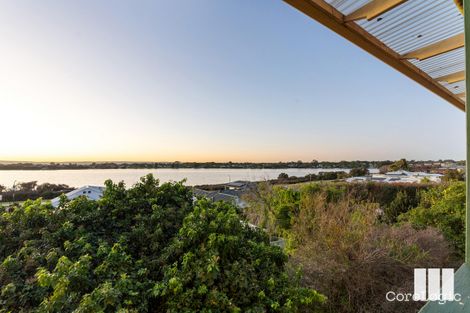 Property photo of 136 River Way Salter Point WA 6152